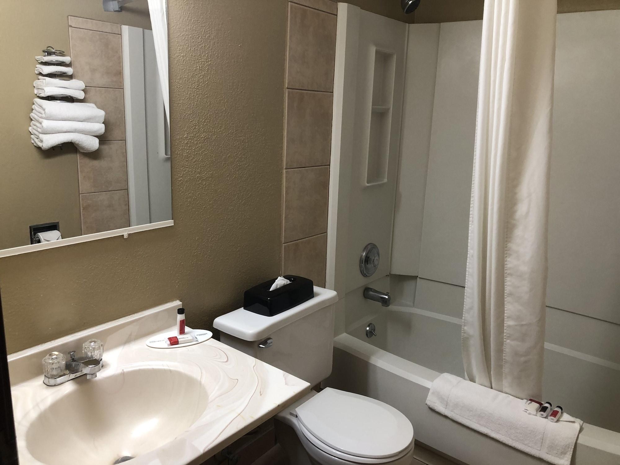Super 8 By Wyndham Crystal Lake Ngoại thất bức ảnh